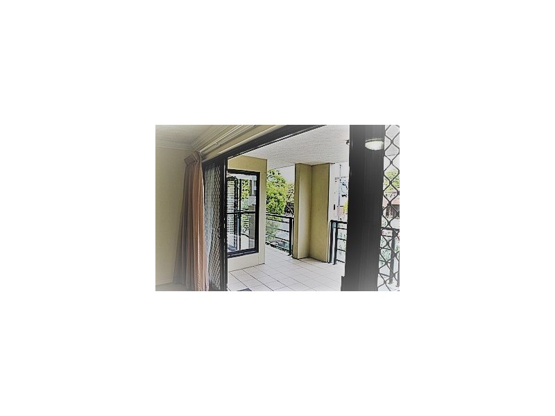 14 11 Grosvenor Road, Indooroopilly QLD 4068