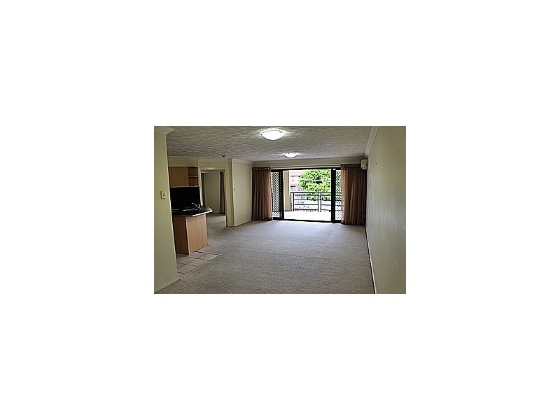 14 11 Grosvenor Road, Indooroopilly QLD 4068