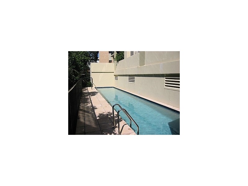 14 11 Grosvenor Road, Indooroopilly QLD 4068