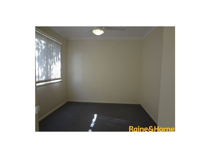 10 Chapman Place, Oxley QLD 4075
