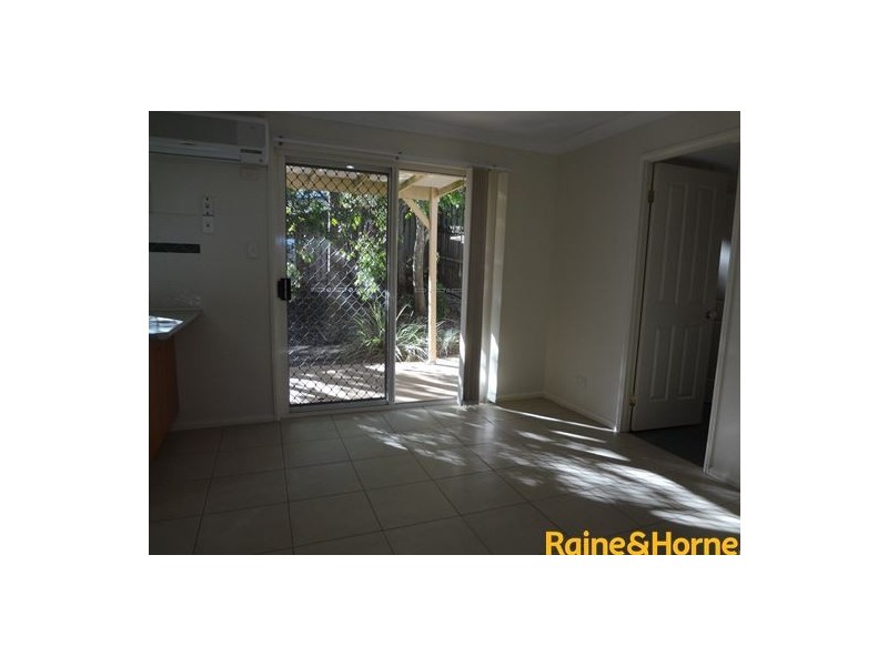 10 Chapman Place, Oxley QLD 4075