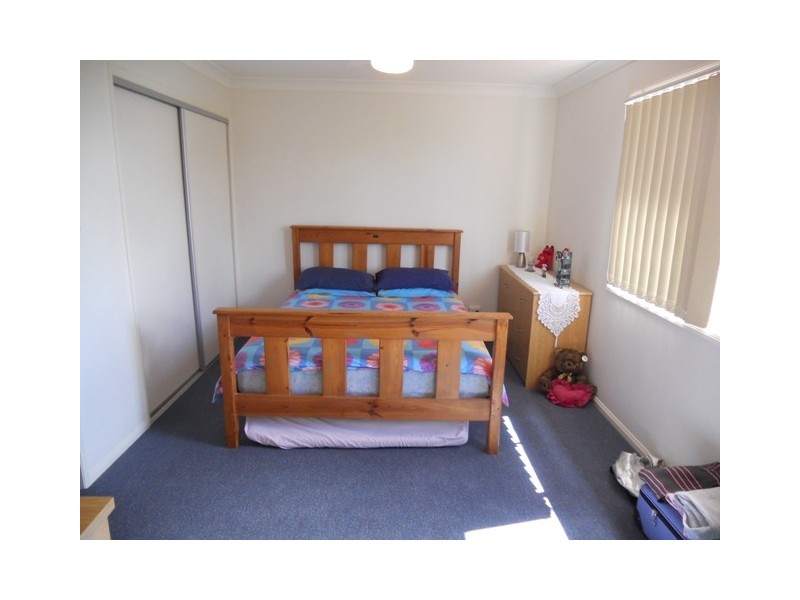 18 Loganlea Road, Waterford West QLD 4133