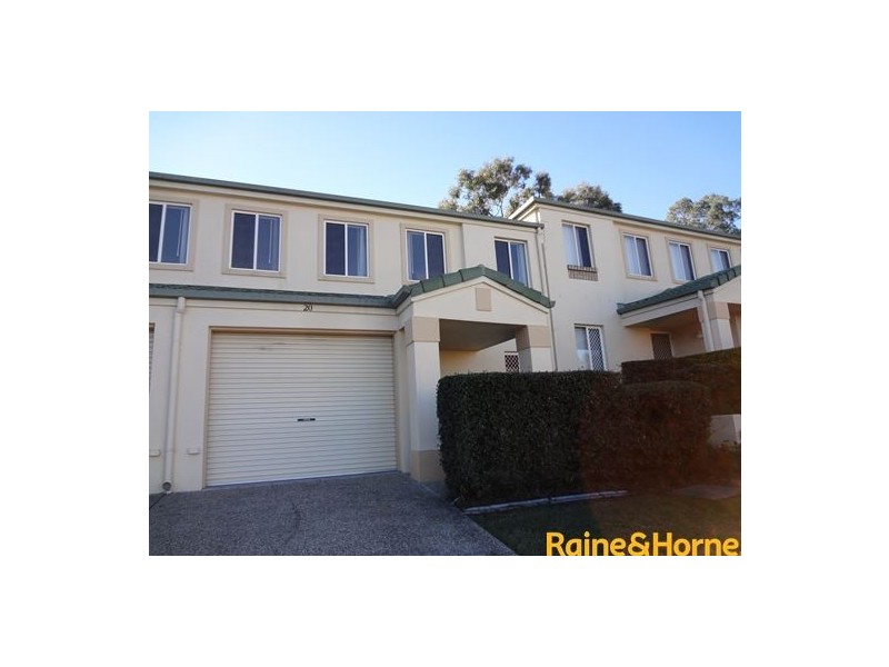 10 Chapman Place, Oxley QLD 4075