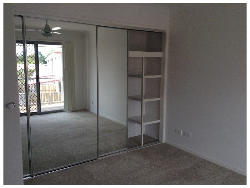 232 Preston Road, Wynnum West QLD 4178