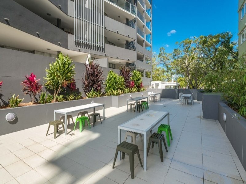 32 Agnes, Albion QLD 4010