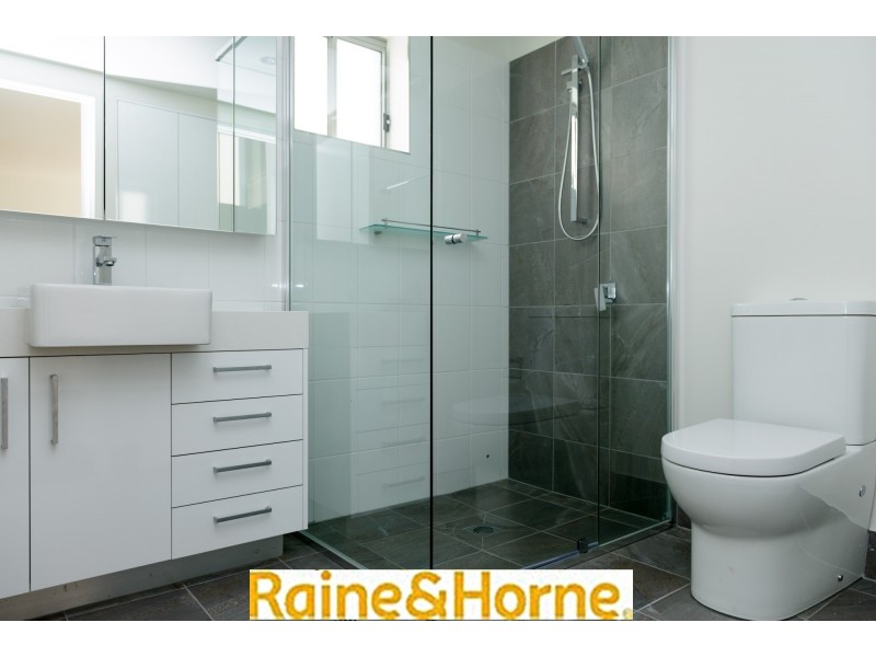 35 McDougall Street, Milton QLD 4064