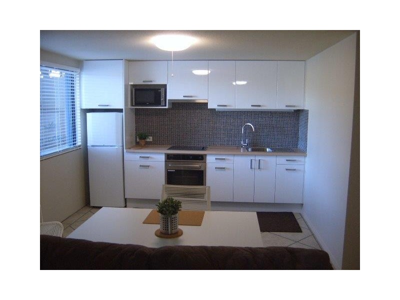 4D University Drive, Robina QLD 4226