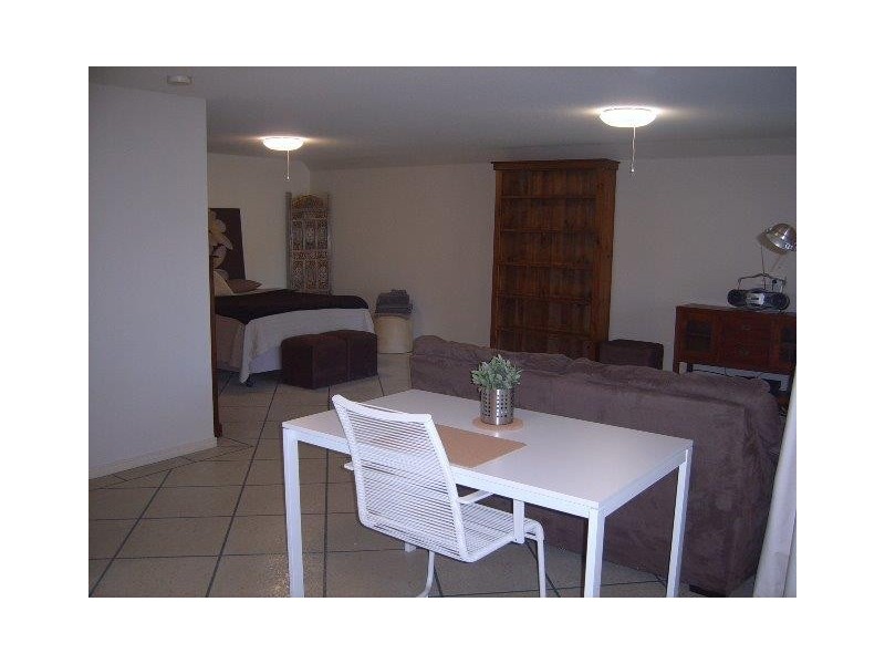 4D University Drive, Robina QLD 4226