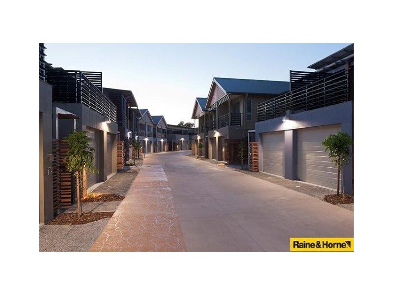 123 Barrack Road, Cannon Hill QLD 4170