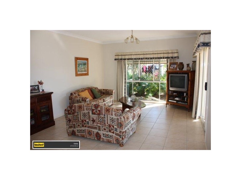 20 Bauple Street, Albany Creek QLD 4035