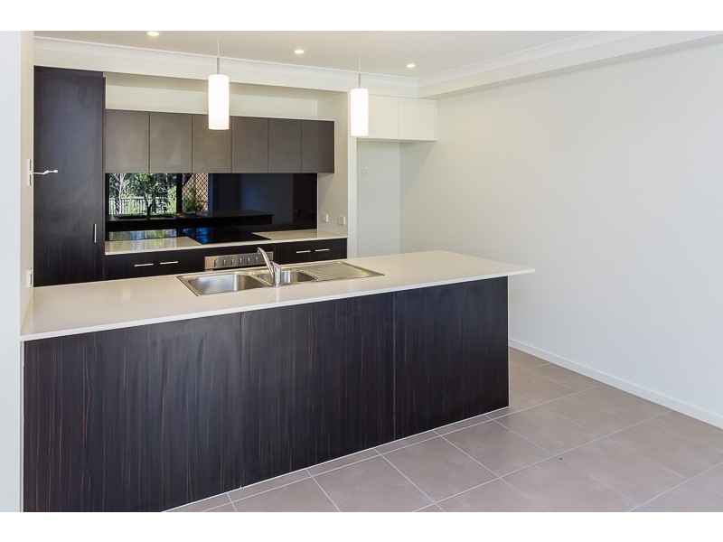 North Lakes QLD 4509