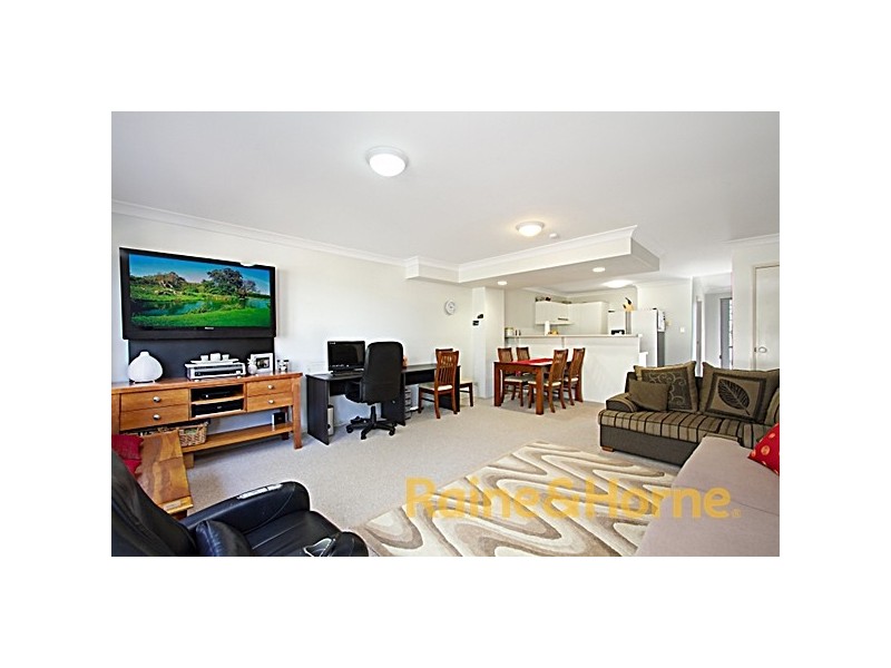 Unit 1 / 15 Bridgman Drive, Reedy Creek QLD 4227