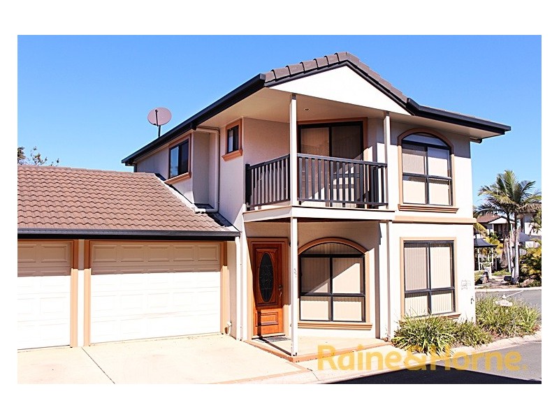 12 Greendale Way, Carindale QLD 4152