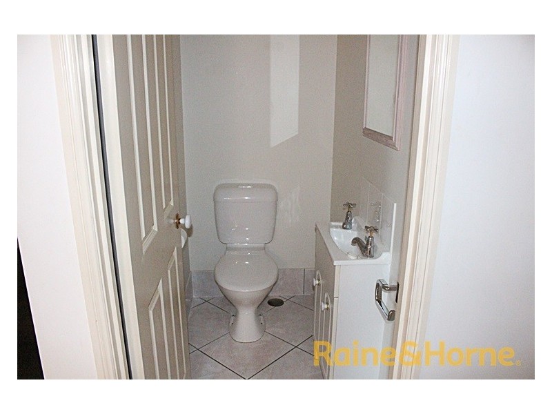 12 Greendale Way, Carindale QLD 4152