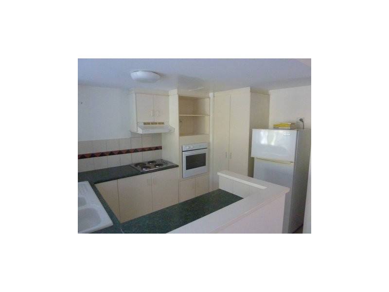 25 – 75 Brown Street, Labrador QLD 4215