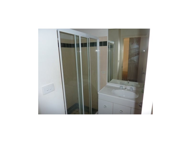 25 – 75 Brown Street, Labrador QLD 4215