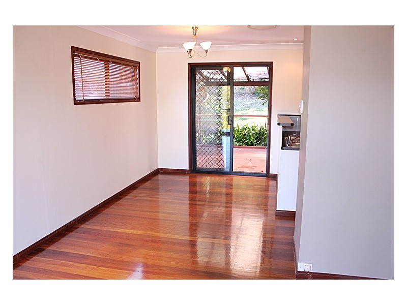 6 solander street, Carina QLD 4152