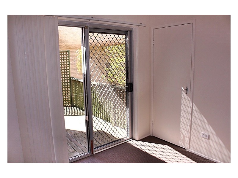 6 solander street, Carina QLD 4152