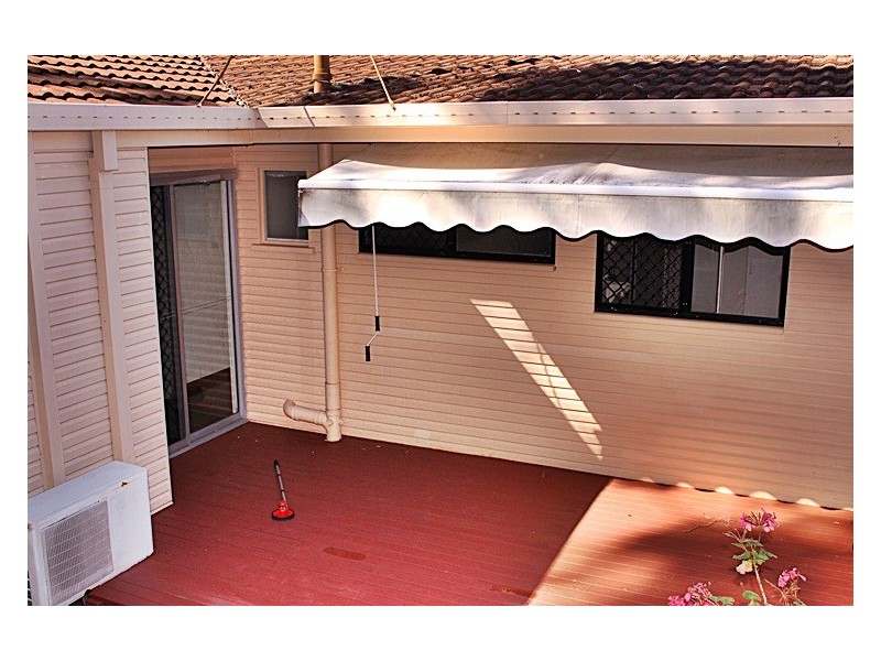 6 solander street, Carina QLD 4152