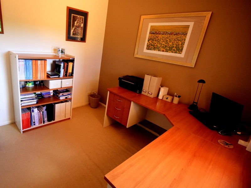 250 Sumners Road, Riverhills QLD 4074