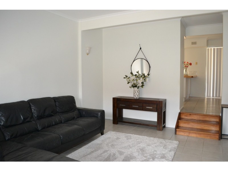 8/142 Bunya Road, Arana Hills QLD 4054