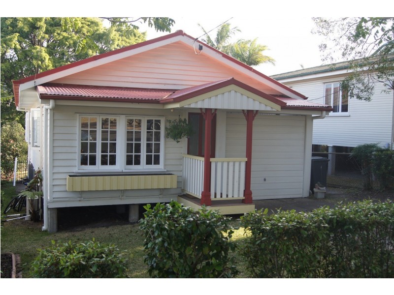 167 Oceana Terrace, Manly QLD 4179