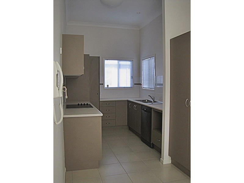 2 Toohey Street, Pacific Pines QLD 4211