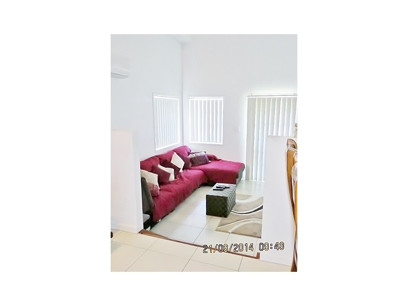 2 Toohey Street, Pacific Pines QLD 4211