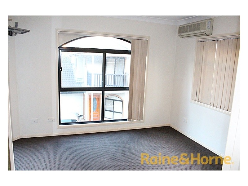 36/12 Greendale Way, Carindale QLD 4152