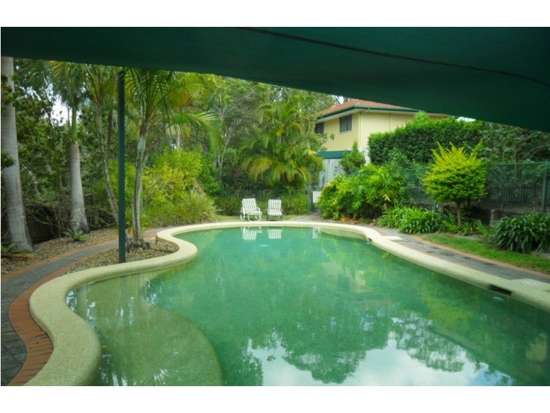 17 Douma Dr, Mudgeeraba QLD 4213