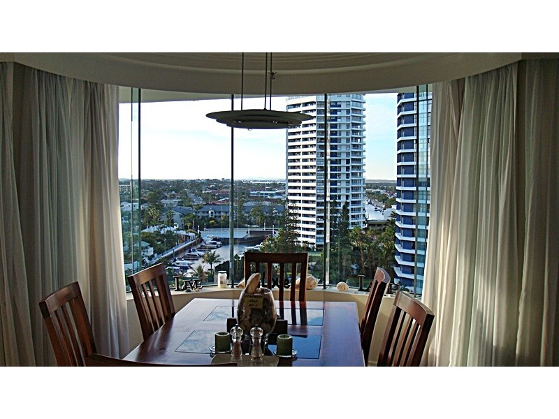 5 Bayview Street, Runaway Bay QLD 4216