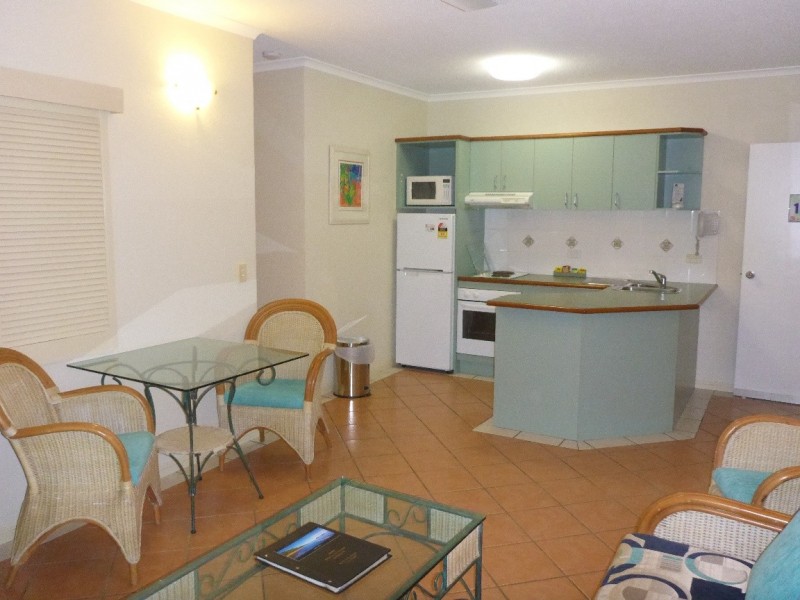 6 Triton Street, Palm Cove QLD 4879