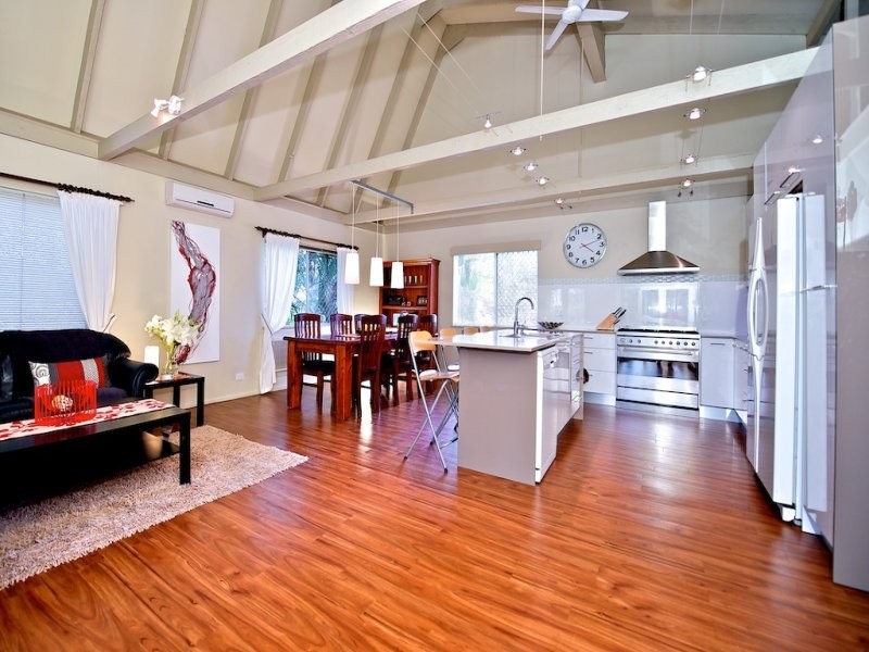 92 Lant Street, Chapel Hill QLD 4069