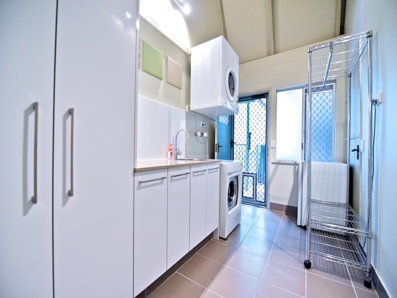 92 Lant Street, Chapel Hill QLD 4069
