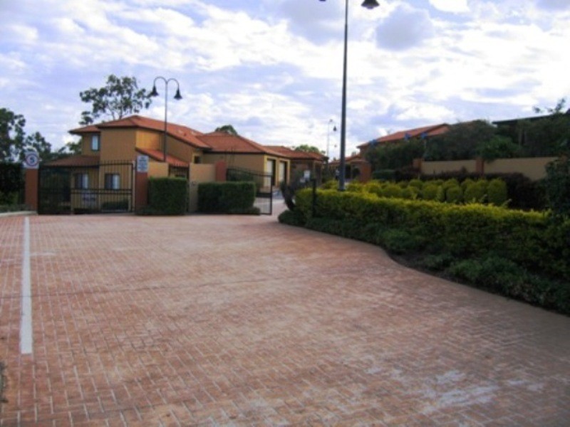 250 Sumners Road, Riverhills QLD 4074