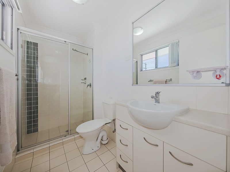 10 / 110 Lexey Crescent, Wakerley QLD 4154