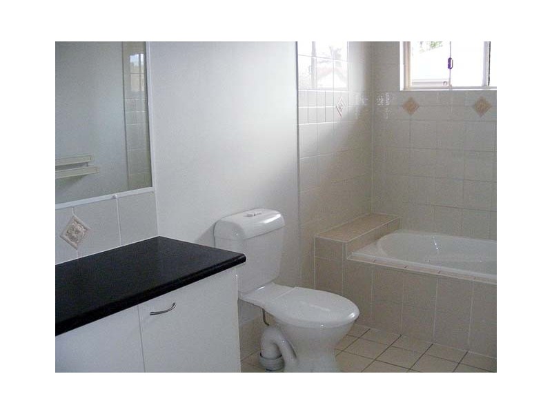 U26/21 Chessom, Mitchelton QLD 4053
