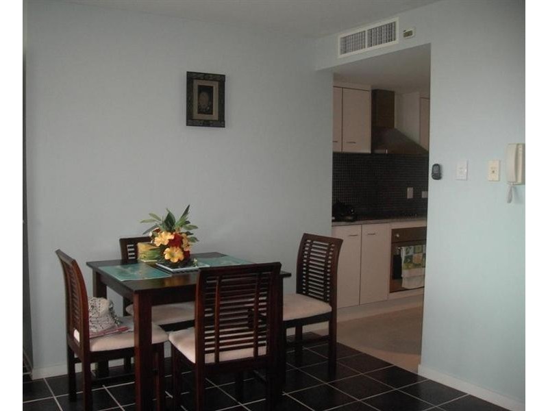 32A Middle Street, Cleveland QLD 4163