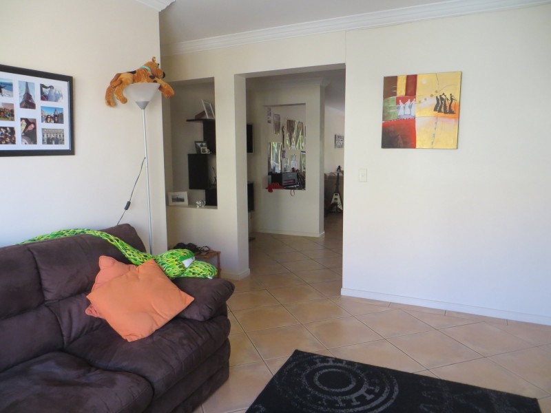 4/82-86 Limetree Parade, Runaway Bay QLD 4216