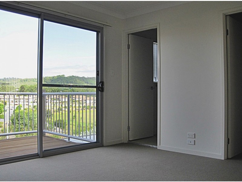 2 Toohey, Pacific Pines QLD 4211