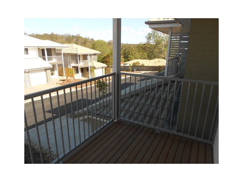 1 Gumview Street, Albany Creek QLD 4035