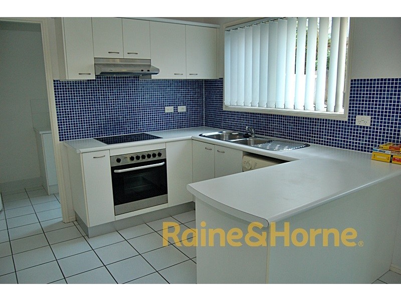 210 Government Road, Forest Lake QLD 4078