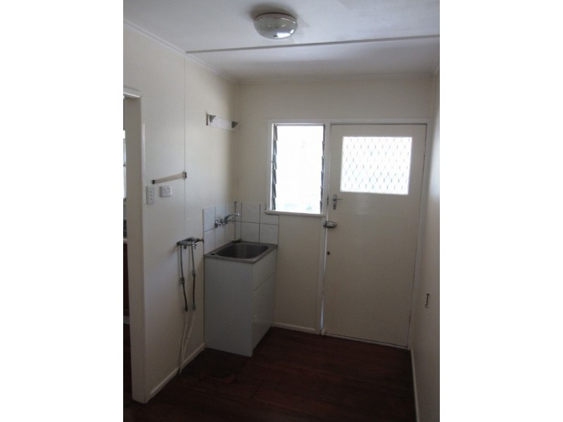 3 Cromarty, Kenmore QLD 4069