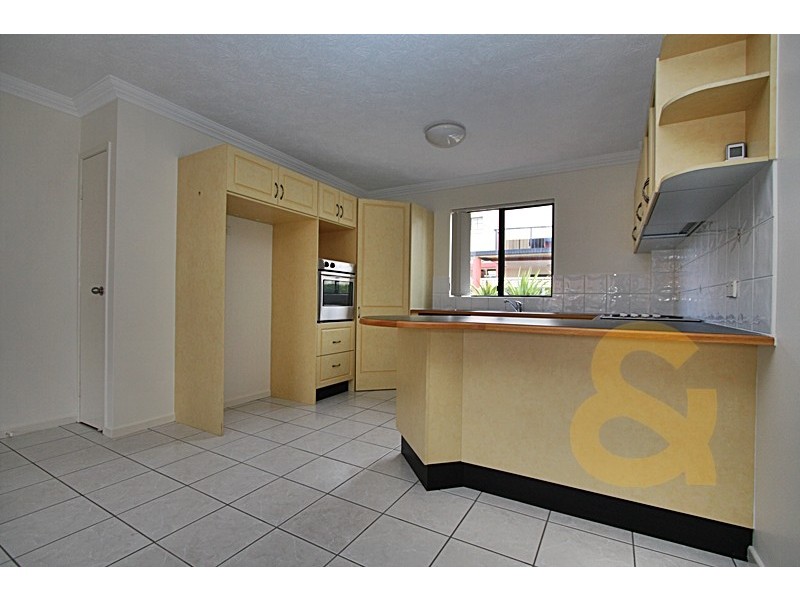 15 Dansie Street, Greenslopes QLD 4120