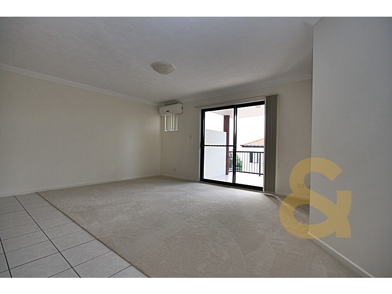 15 Dansie Street, Greenslopes QLD 4120