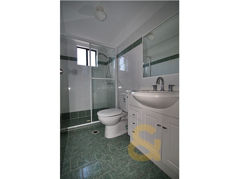 15 Dansie Street, Greenslopes QLD 4120