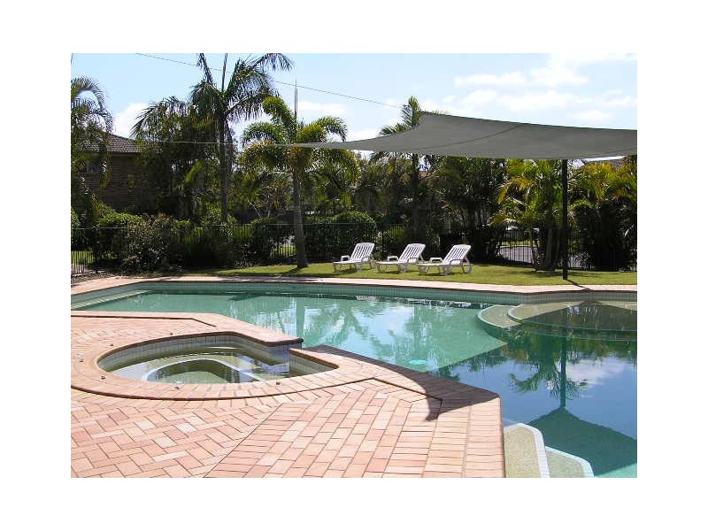 121 Golden Avenue, Calamvale QLD 4116