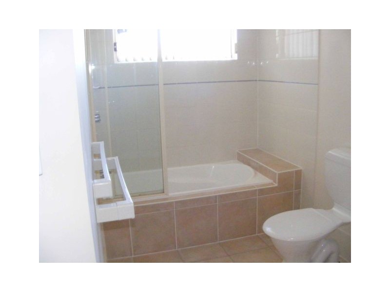 3/21 Chessom, Mitchelton QLD 4053