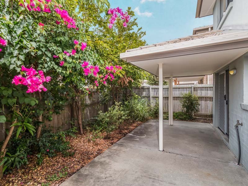 210 Government Road, Forest Lake QLD 4078