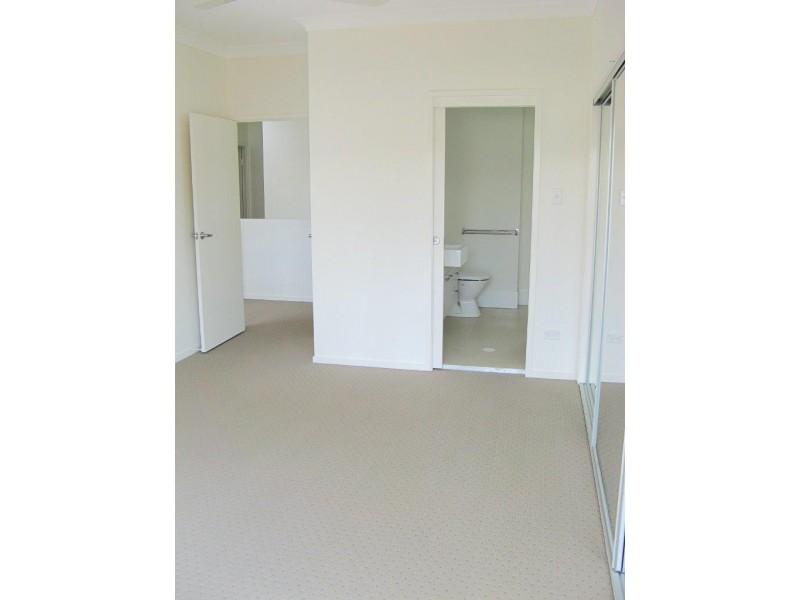 N2 / 582 Moss Road, Wakerley QLD 4154